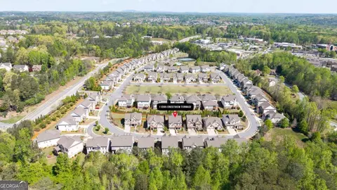 View/Area - 11395 Crestview Ter, Suwanee, GA 30024 photo 4 of 8