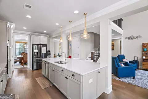 Kitchen - 11395 Crestview Ter, Suwanee, GA 30024 photo 3 of 5