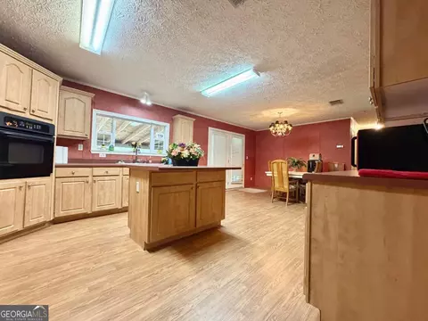 Kitchen - 1301 Floyd Dr, Townsend, GA 31331 photo 5 of 5