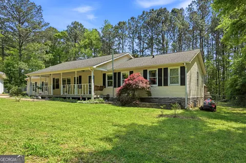 4825 Rollins Dr, Powder Springs, GA 30127