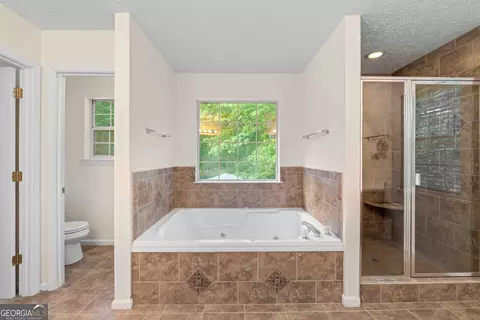 Bath - 365 Hillview Rd, Hampton, GA 30228 photo 3 of 7