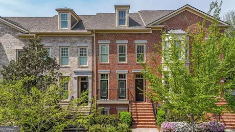 302 Riversgate Dr #55, Atlanta, GA 30339