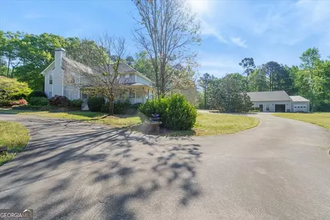 40 Carolyn Ct, Social Circle, GA 30025