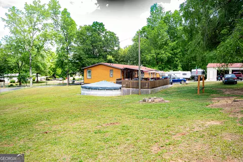 Exterior - 124 Cherokee Dr, Jackson, GA 30233 photo 6 of 10