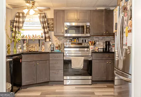 Kitchen - 124 Cherokee Dr, Jackson, GA 30233 photo 1 of 1