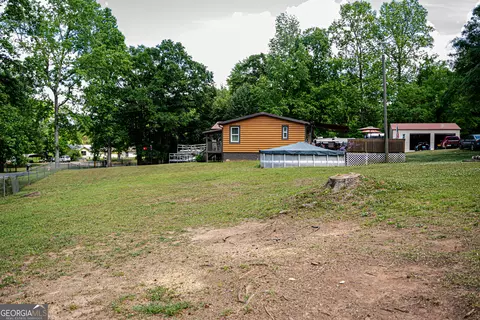Exterior - 124 Cherokee Dr, Jackson, GA 30233 photo 7 of 10
