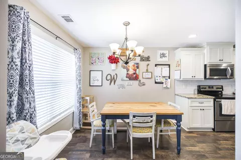Dining - 204 Allington Walk, Warner Robins, GA 31088 photo 1 of 1