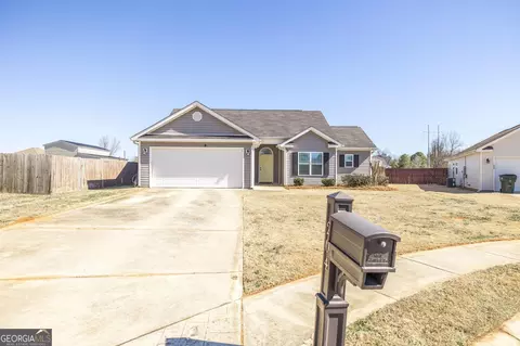 Exterior - 204 Allington Walk, Warner Robins, GA 31088 photo 2 of 6