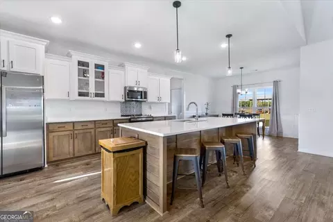 Kitchen - 6984 Old River Rd S, Brooklet, GA 30415 photo 1 of 2