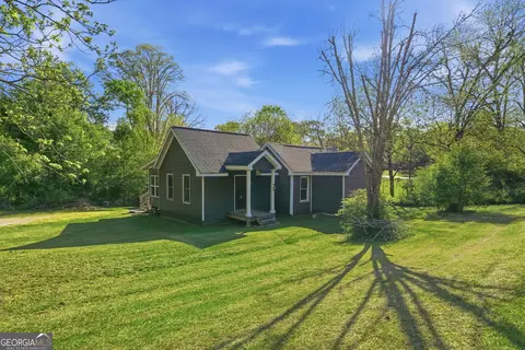 382 Main St, Talmo, GA 30575
