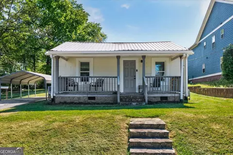 4446 Winn St, Acworth, GA 30101