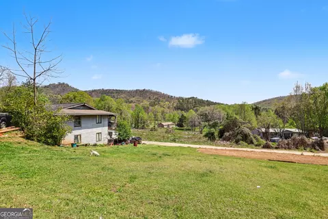 202 Old Screamer St, Clayton, GA 30525