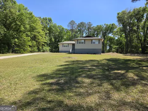 565 Dennard Rd, Dry Branch, GA 31020