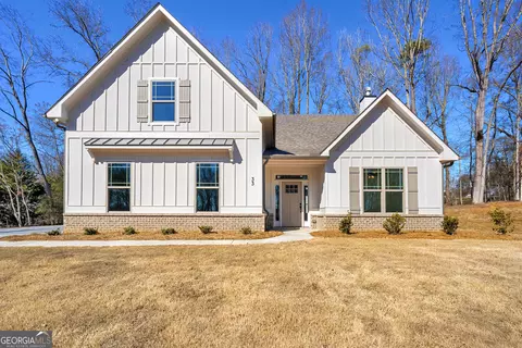 33 Hometown Ct, Jefferson, GA 30549
