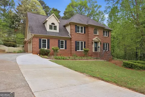 5445 Summer Cove Dr, Stone Mountain, GA 30087