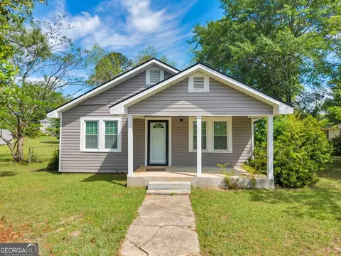 211 E 5th Ave, Cordele, GA 31015