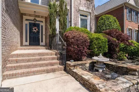 2163 Oakdale Estates Ct, Smyrna, GA 30080