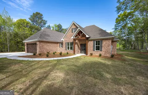 Exterior - 230 Mcgee Rd, Pine Mountain, GA 31822 photo 3 of 7