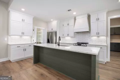 Kitchen - 230 Mcgee Rd, Pine Mountain, GA 31822 photo 2 of 3