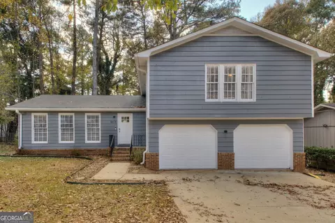 5315 Rockborough Trl, Stone Mountain, GA 30083