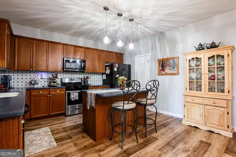Kitchen - 863 Van Briggle Path, Sugar Hill, GA 30518 photo 2 of 4