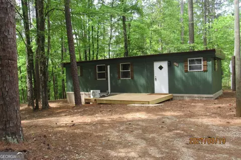 1302 Oconee Dr SW, Sparta, GA 31087