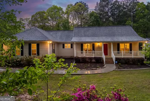 26 Tuxedo Dr, Commerce, GA 30530