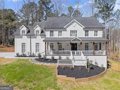 210 Weatherwood Cir, Alpharetta, GA 30004