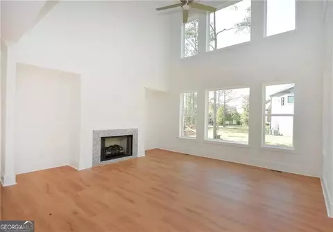 Living - 4604 Mossey Dr, Stonecrest, GA 30038 photo 3 of 6