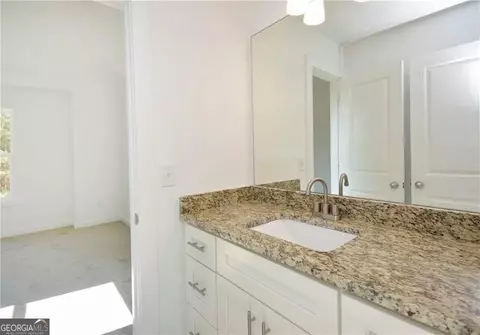 Bath - 4604 Mossey Dr, Stonecrest, GA 30038 photo 3 of 4