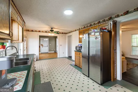 Kitchen - 2356 Stone Dr, Comer, GA 30629 photo 3 of 3