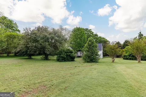 Exterior - 2356 Stone Dr, Comer, GA 30629 photo 7 of 12