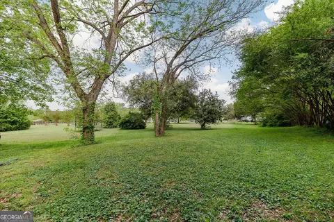 Exterior - 2356 Stone Dr, Comer, GA 30629 photo 6 of 12