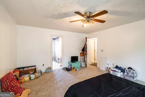 Bedroom - 2356 Stone Dr, Comer, GA 30629 photo 2 of 8