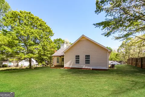 Exterior - 460 Mountainview Dr, Covington, GA 30016 photo 2 of 2