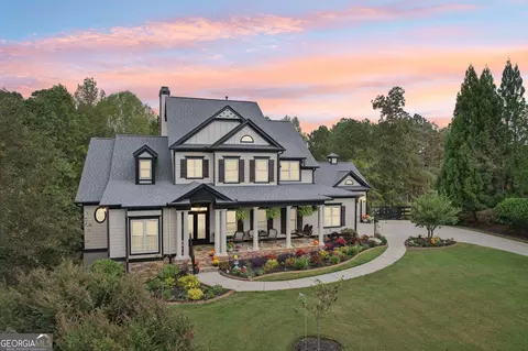 395 Beaumont Farms Dr, Sharpsburg, GA 30277