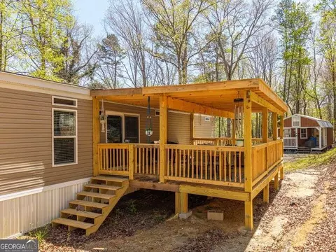 160 Southern Pines Dr, Ellijay, GA 30540