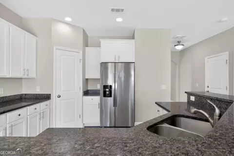 Kitchen - Undisclosed, Savannah, GA 31407 photo 4 of 5