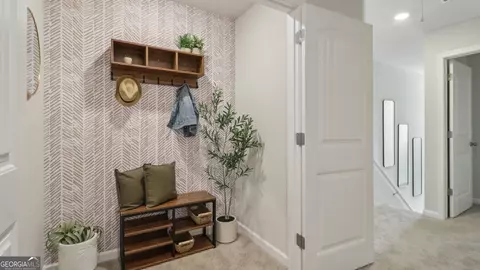 Entry Way - 206 Kenmore Cir, Perry, GA 31069 photo 3 of 4