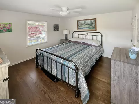 Bedroom - 6356 Highway 191, Comer, GA 30629 photo 5 of 6
