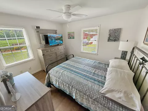 Bedroom - 6356 Highway 191, Comer, GA 30629 photo 6 of 6