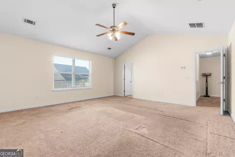 Entry Way - 102 Steeple Ct, Perry, GA 31069 photo 3 of 5