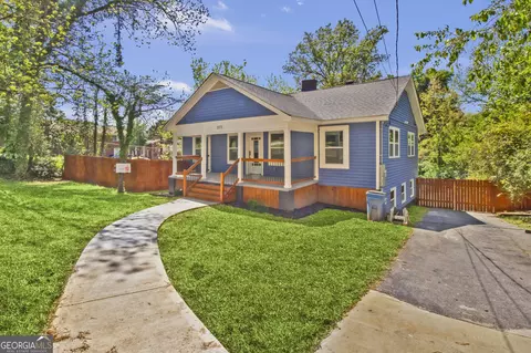 2172 Ben Hill Rd, East Point, GA 30344