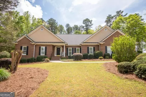 1040 Saint Andrews Dr, Watkinsville, GA 30677