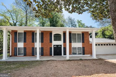 1317 Cedar Heights Dr, Stone Mountain, GA 30083