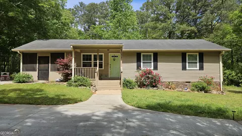 2173 Old Jackson Rd, Locust Grove, GA 30248
