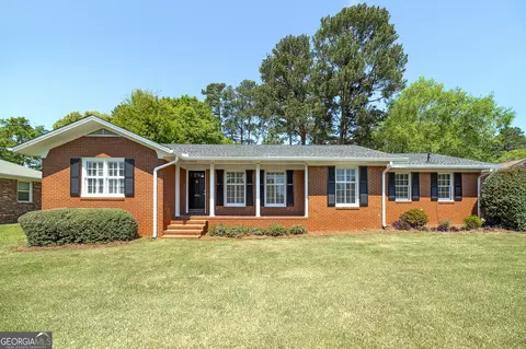 304 Burke Cir, Mcdonough, GA 30253
