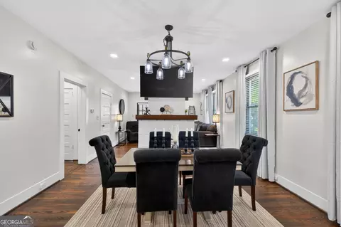 Dining - 37 Poplar St, Covington, GA 30014 photo 2 of 4