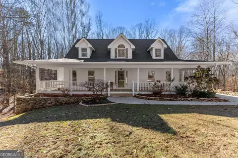 3523 Lighthouse Ln, Gainesville, GA 30504