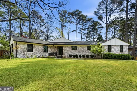 864 Stratford Rd, Avondale Estates, GA 30002